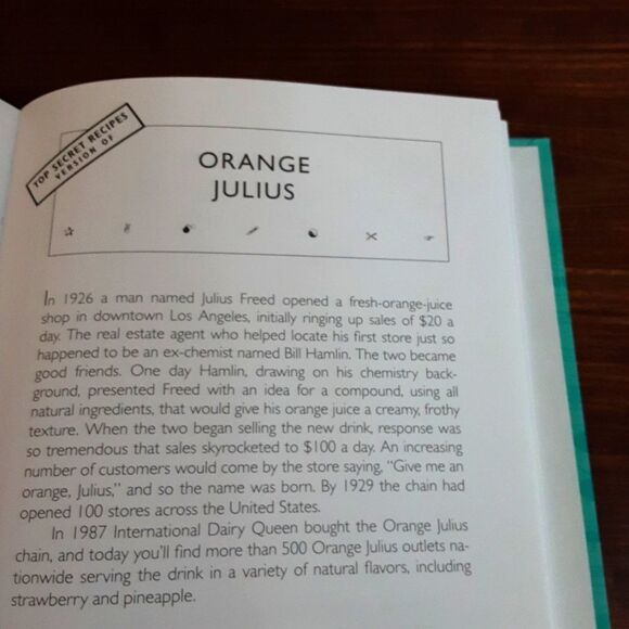 Cookbook "Top Secret‎ Recipes - Classics" Todd Wilbur America's Fave Food… - Picture 10 of 13